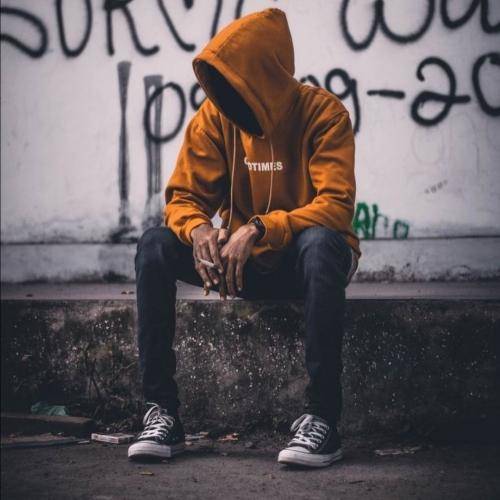  همه کس و دار و ندارم بریدن چند سال پیش از من