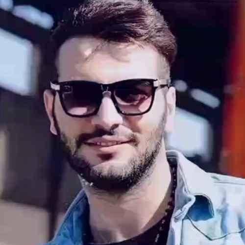 کیوان تف وه شرفد دوته لعنت وه ذات کثیفت