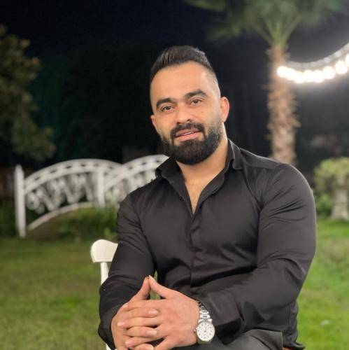 ولی قاسمی پشت دست خال دَره خالای ریزریز