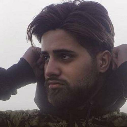 مشتاق دلوجیان دورم شلوغه ولی تنیام خومو هدفون کل دنیام
