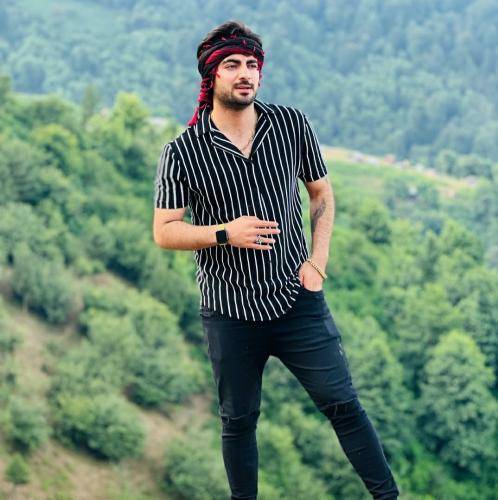 رامین تجنگی به این حرفا کاری ندارم بغل تو هستم الان که مستم