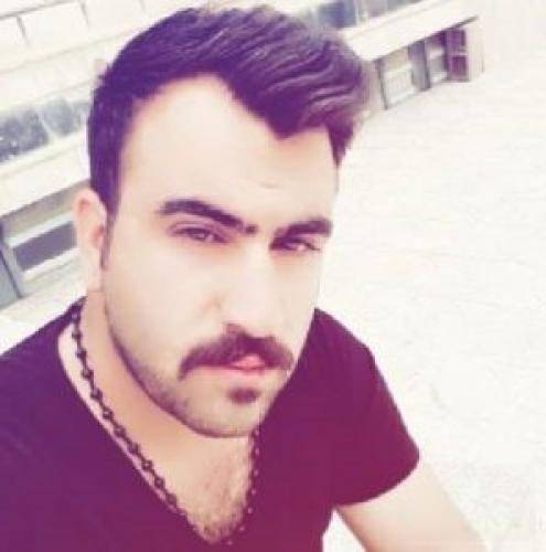 میلاد صالحی گردنم خورد که و روز اولی عاشق وابیدم
