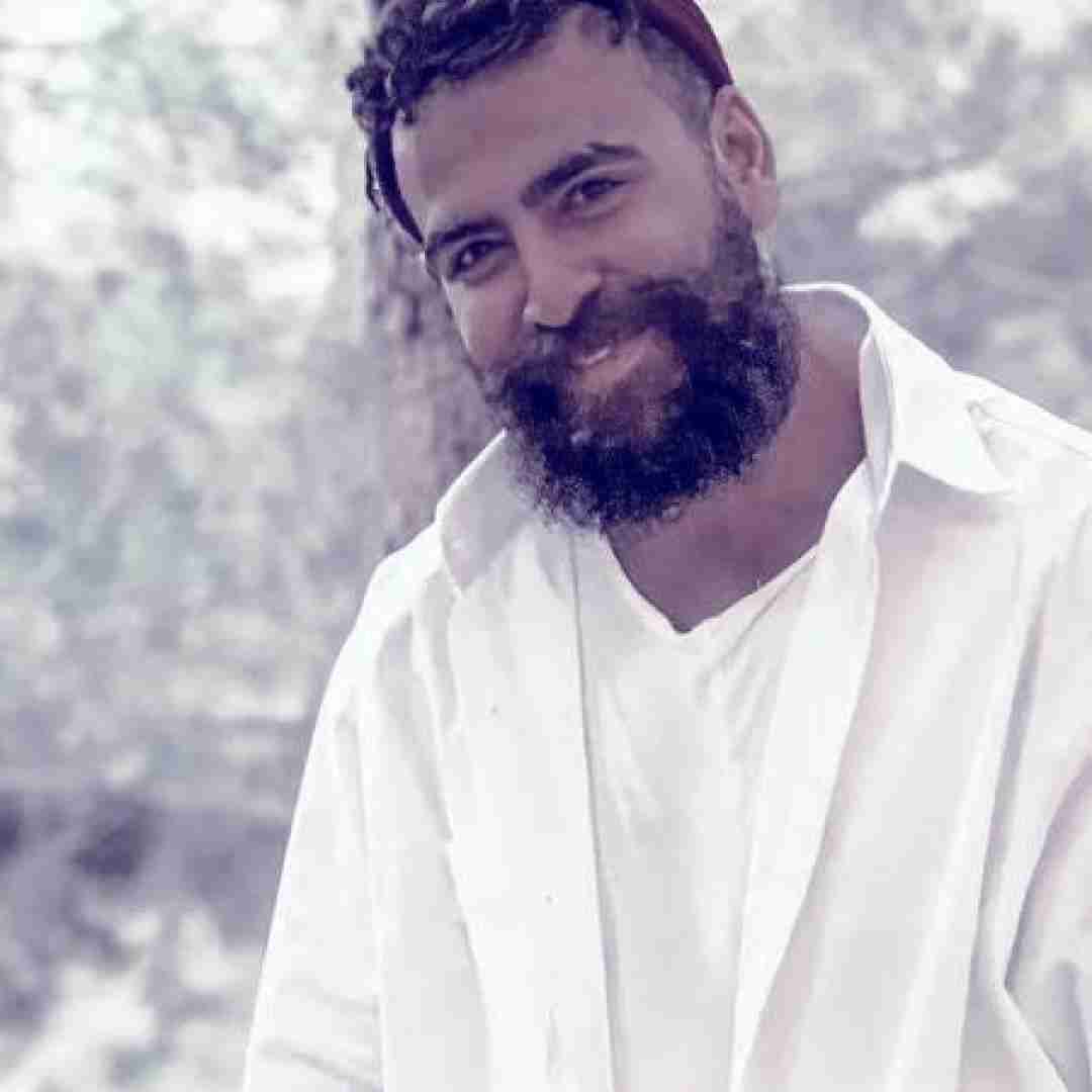 معین زد گفتم نرو نرو زدی زمین حرف منو