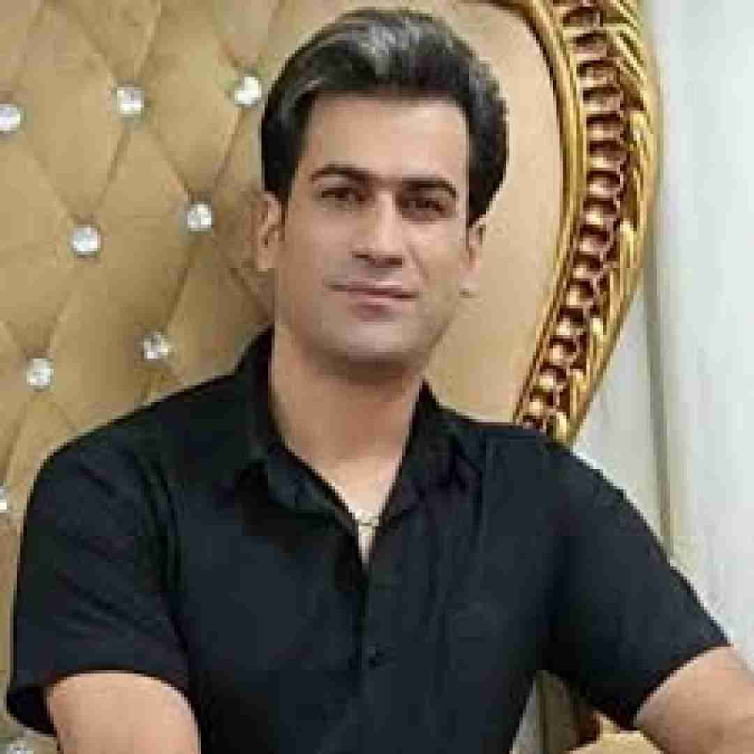 مسلم فتاحی یه جوون دل شکسته