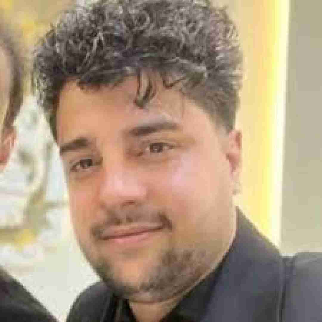 آرش خوشنواز دلبر تو کاریزما داری دلبر