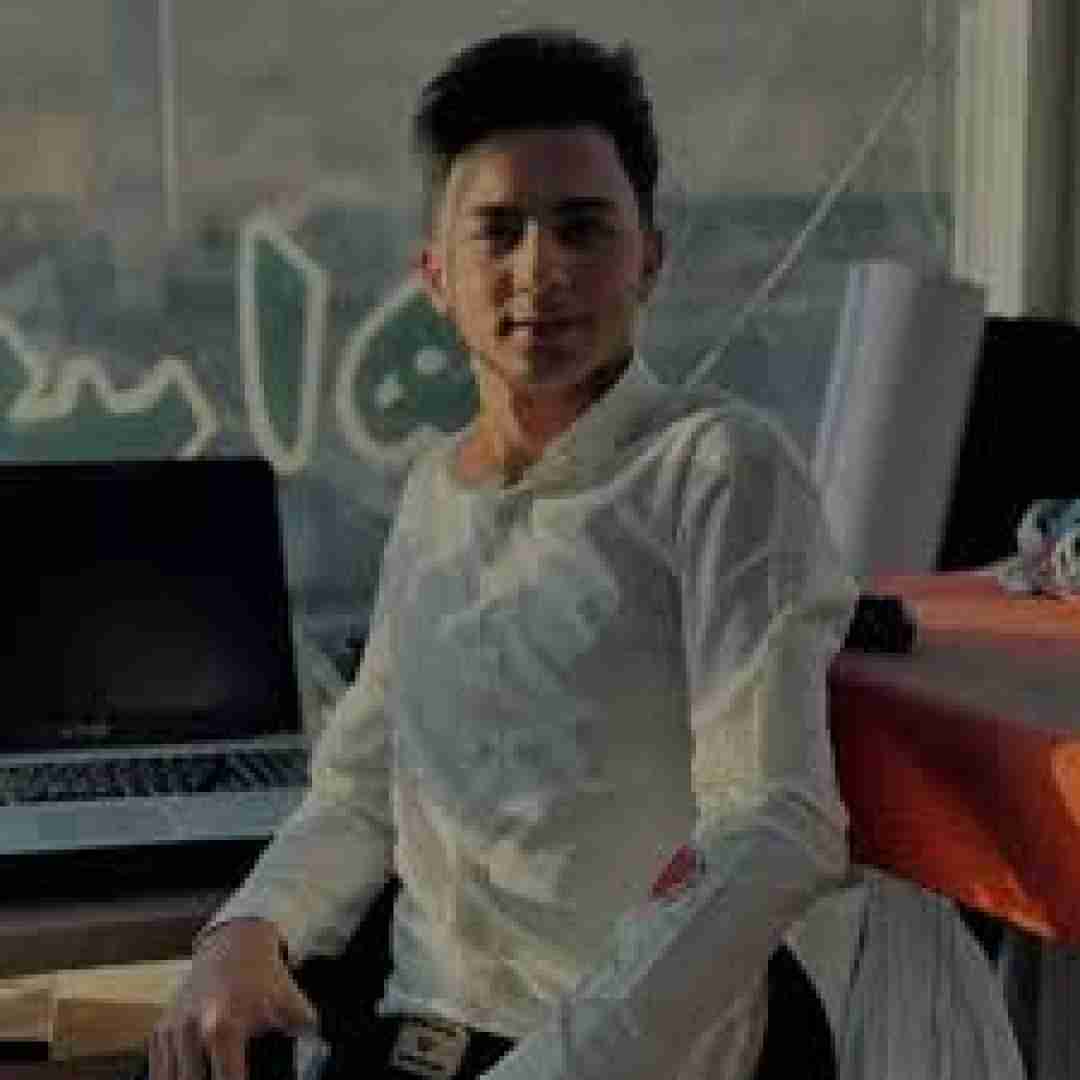 ابوالفضل رحیمی تو باغ انتظار نفس میکشم بیا یار وفادار