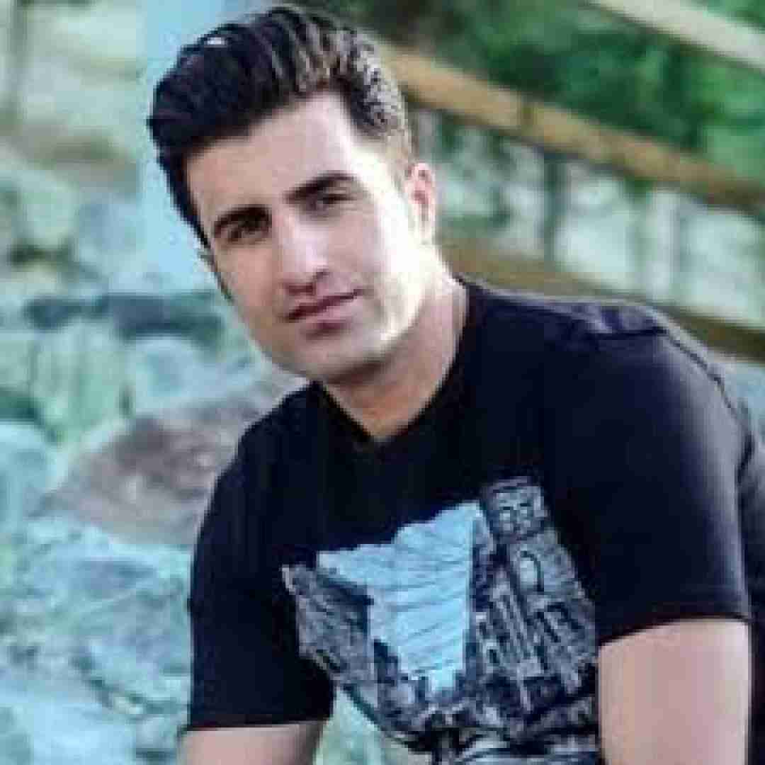 محسن لرستانی کارتن خواب
