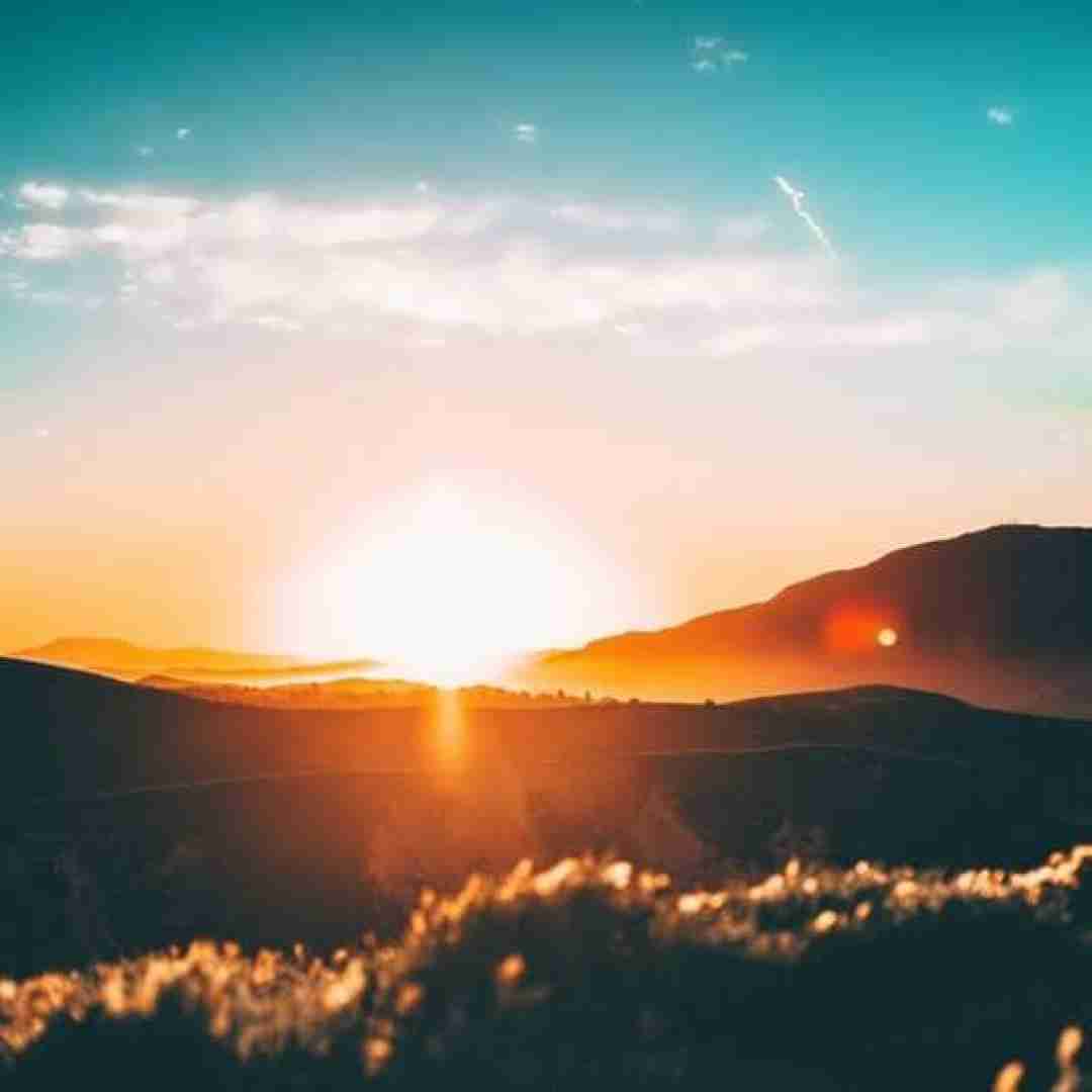  دیگه دیره واسه خدافظی کندمش دلمو با صدای زن