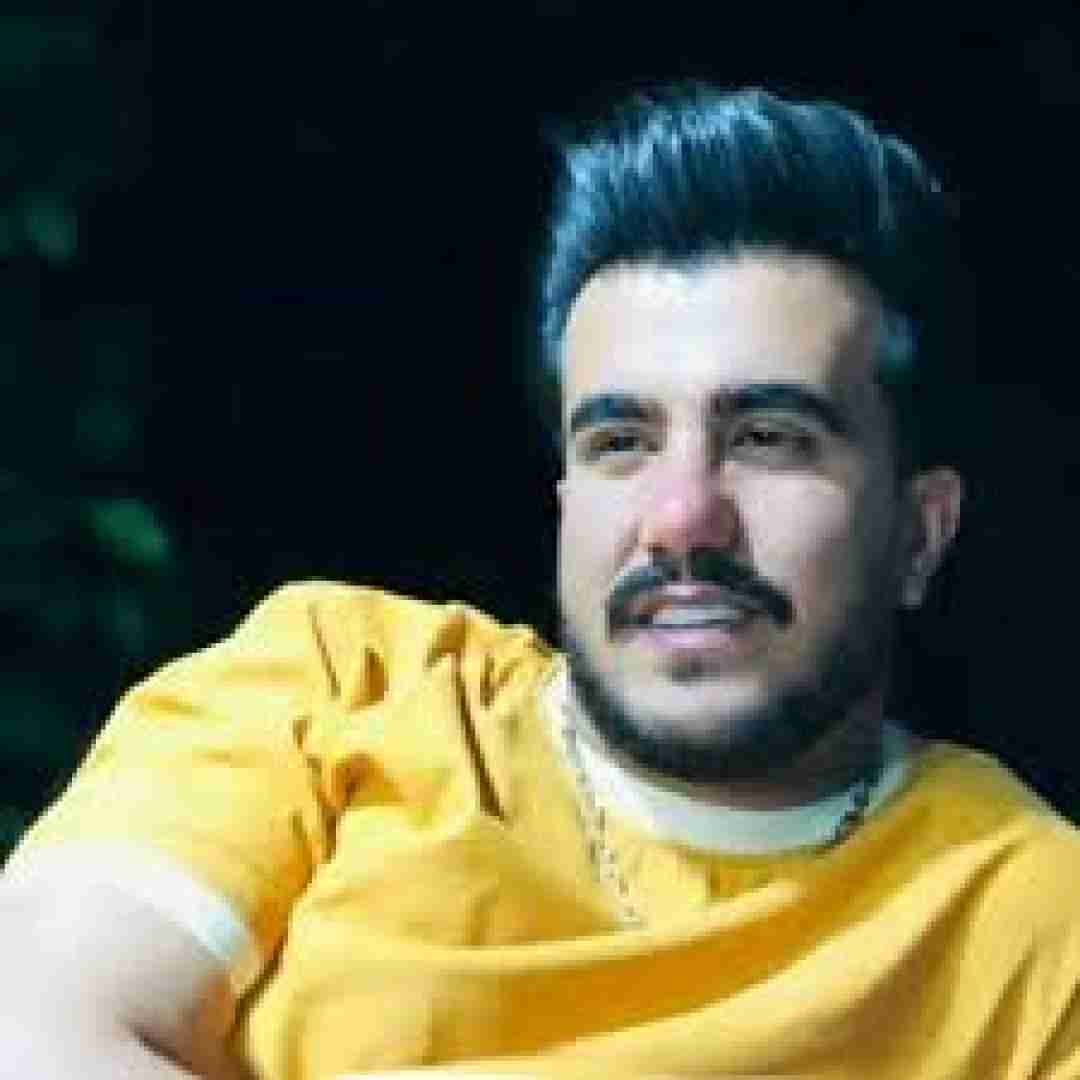 داریوش آقازاده داغون داغونوم بیا دردت و من جونم بیو