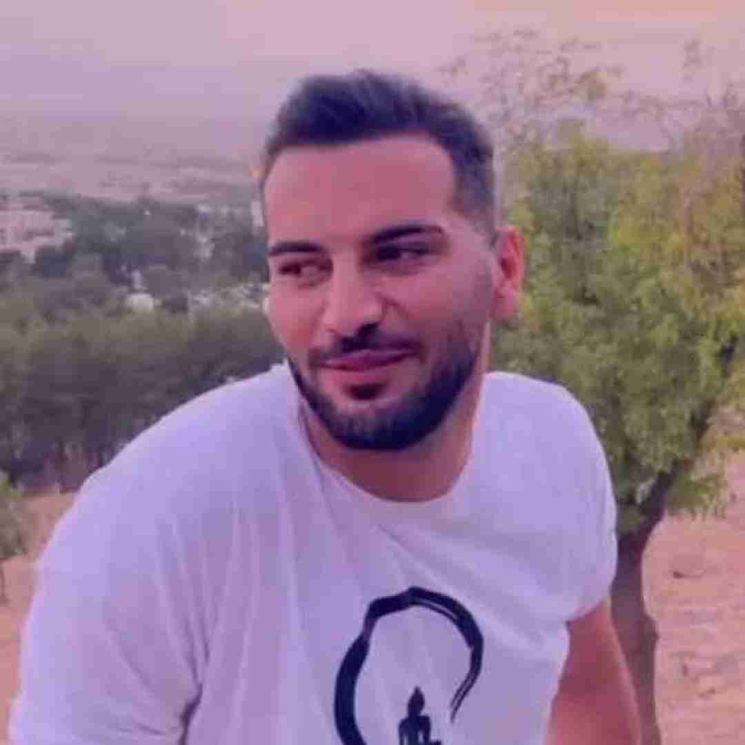 کیوان به مولا مغزم لنگ شنیدنه صداته
