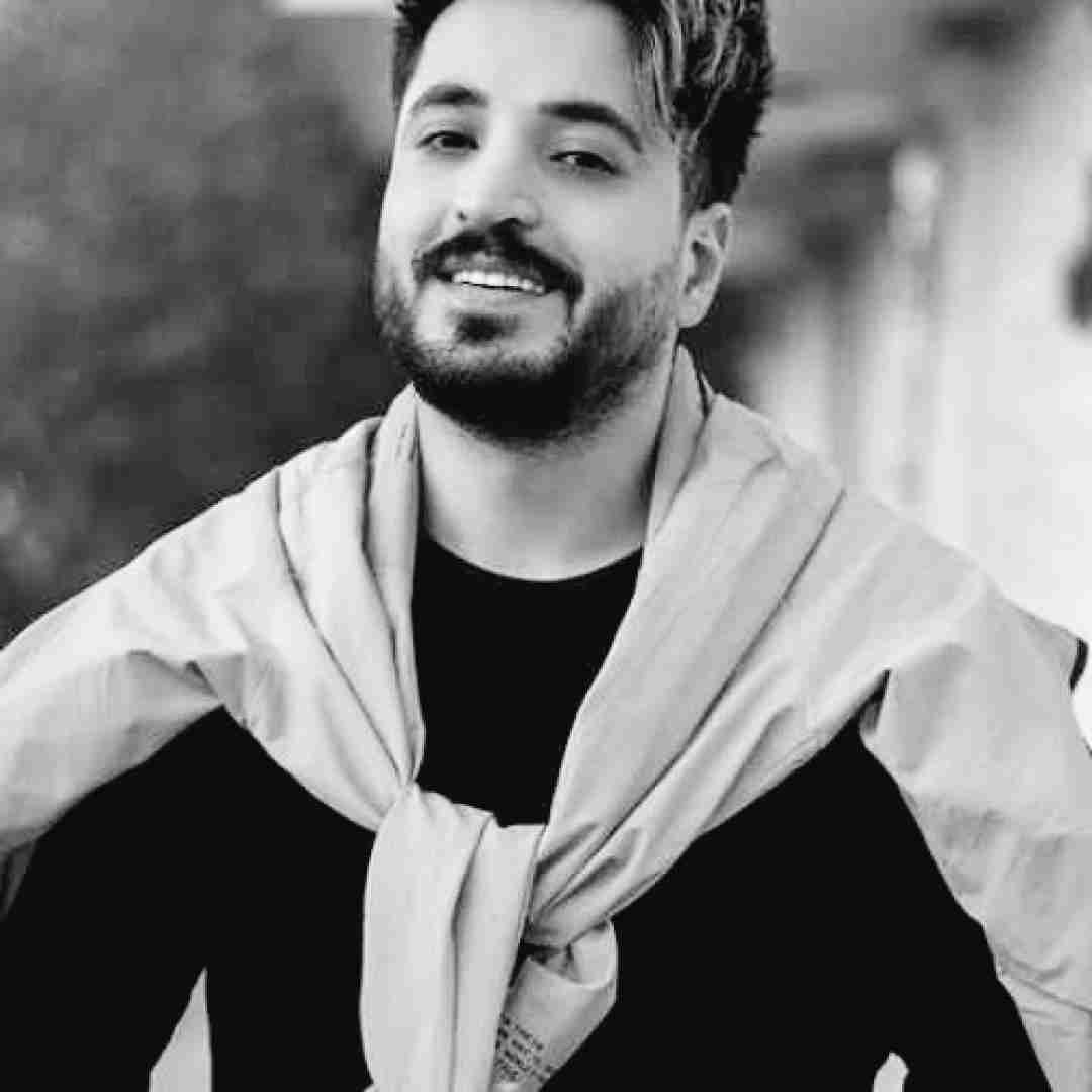 مجتبی دربیدی تق و‌ تق در زدم دست‌ پر اومدم