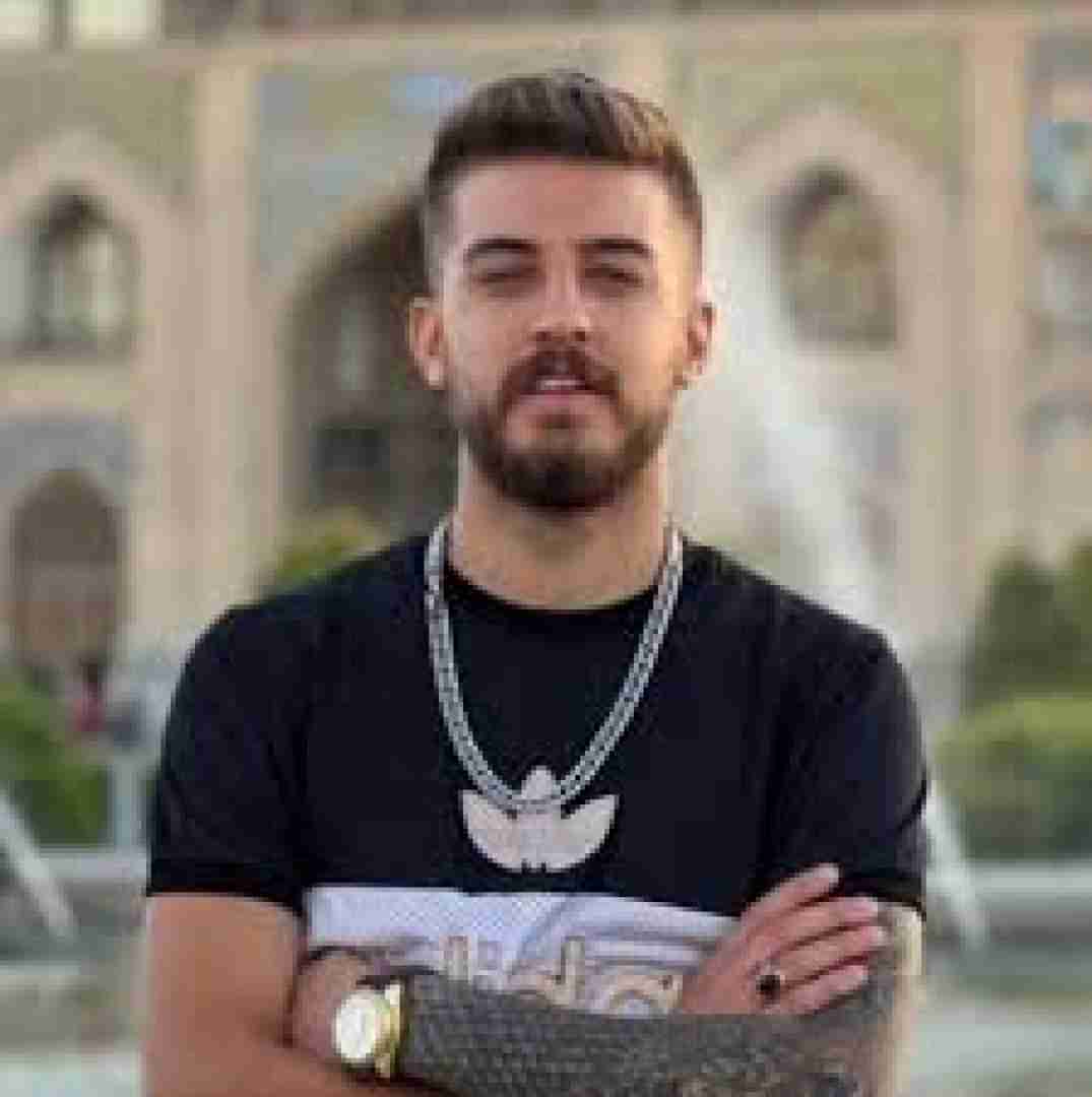 آبراهام یه خط خاموش سیو تو گوشی دیگه نیستم