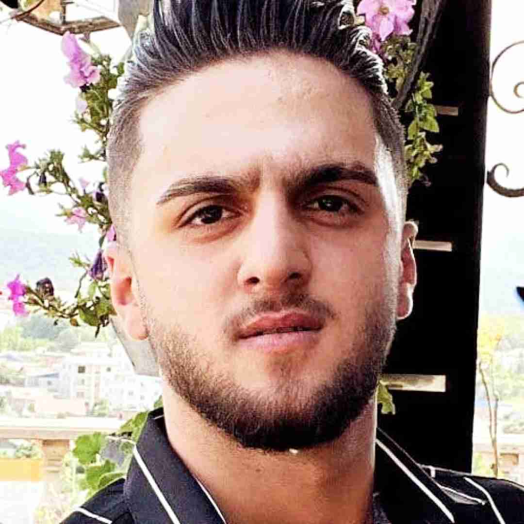 ابوالفضل متو انار انار انار ورگه وقتی دنی مه ور مه روز مرگه