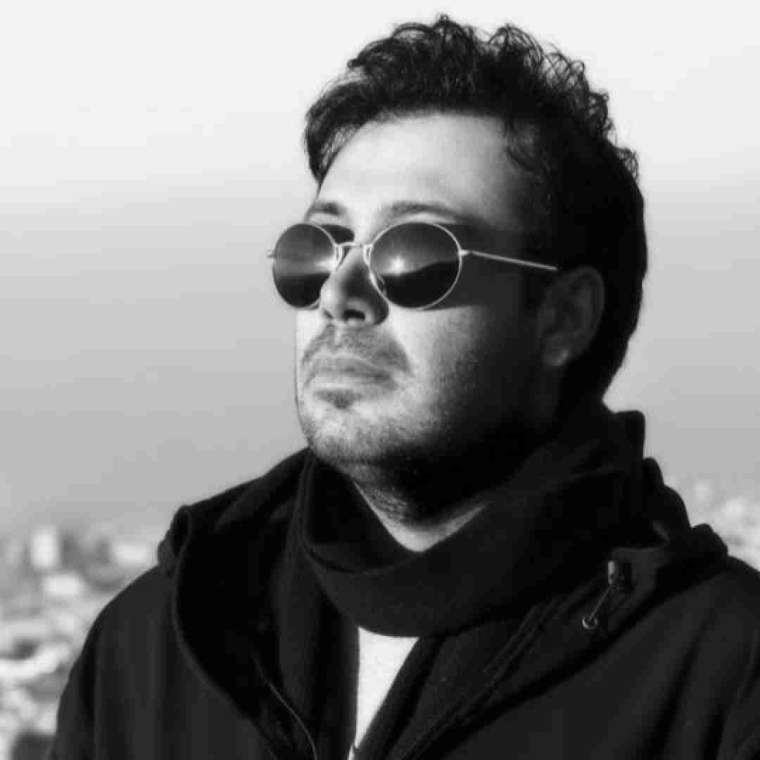 محسن چاوشی عینک ریبن اصلوم هرچی دارم مال تو
