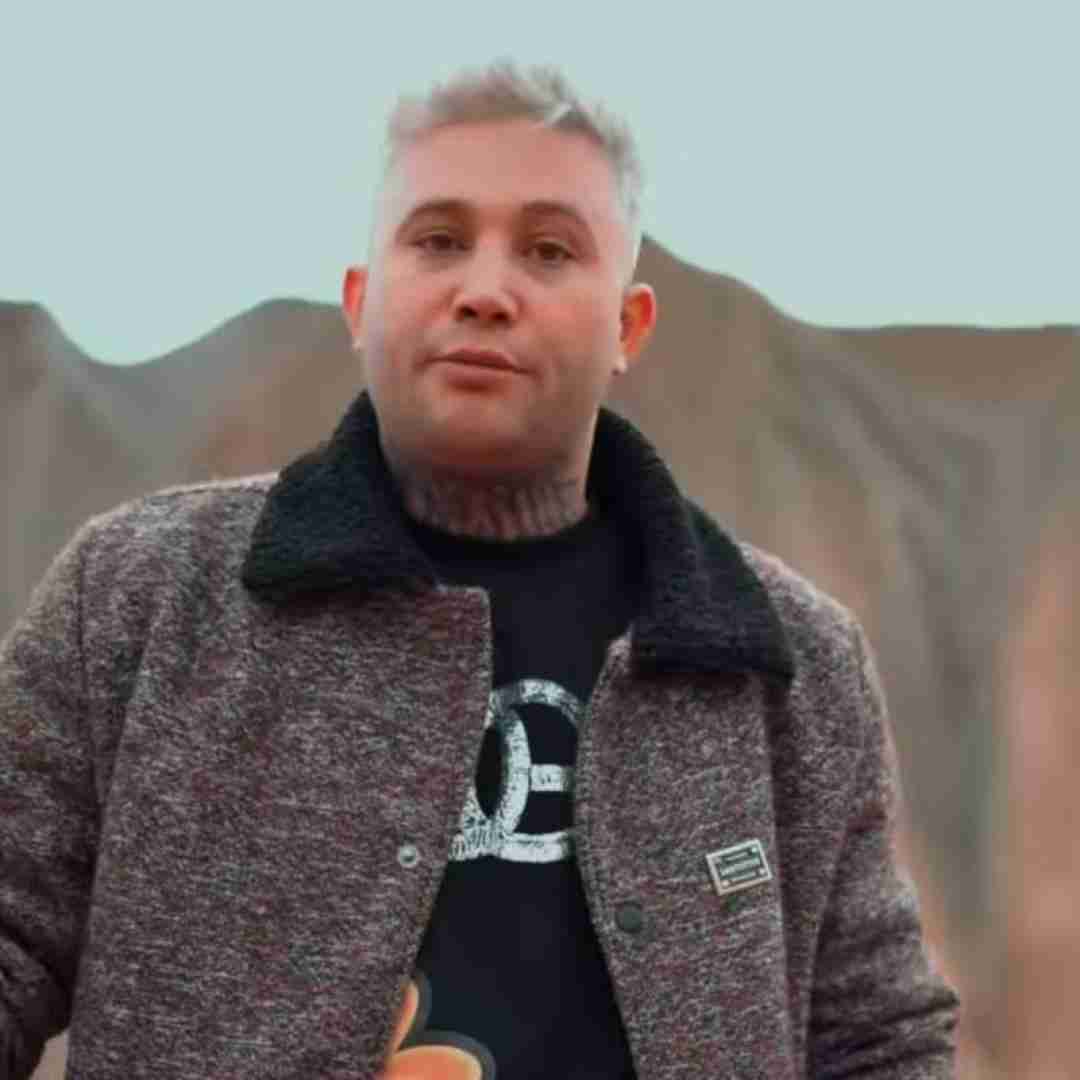 علی احمدیانی بی رحم ترین گرگ بشم تیر بازی تو مغزت شم