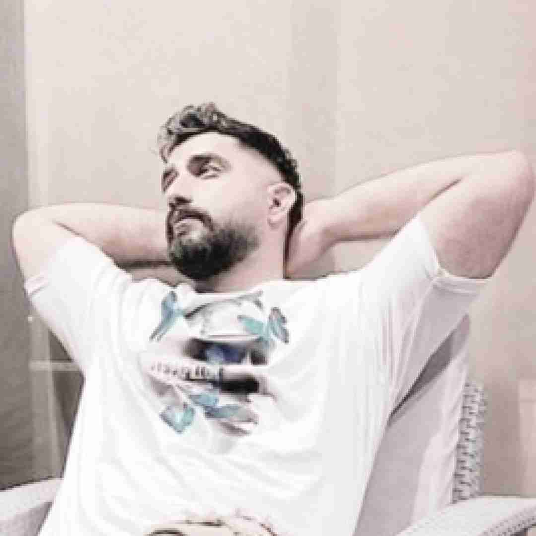 محمد امیری تو لجنی دستامه نگیر برو بمیر تو به من نامحرمی
