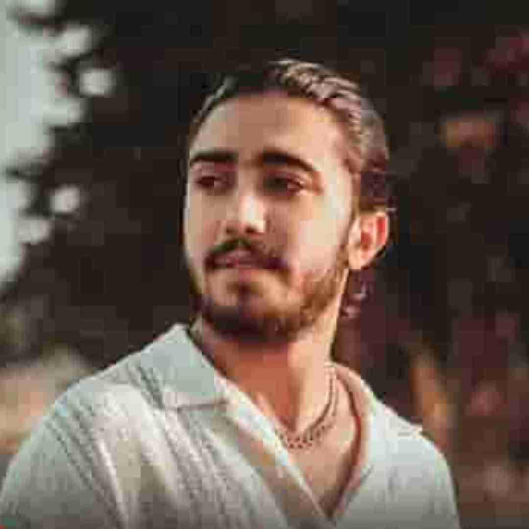 مهدی احمدزاده زانتیا سوار بوم