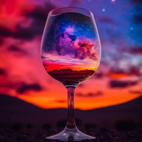 دانلود آهنگ رها میشم با تو از غما بی تو بی هوا اشک من میریزه