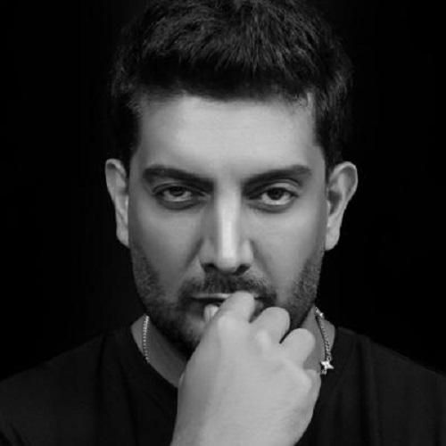 دانلود آهنگ شرم میکنم من روز و شب میکنم جای تو باشه از فرزاد فرزین