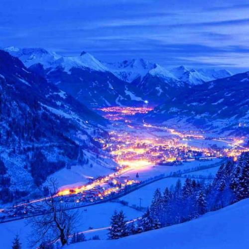 دانلود آهنگ خیابونا تاریکه من یه روح شبگرد پر دود جلوم