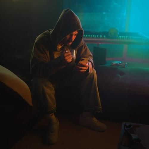 مهراد جم به سلامت