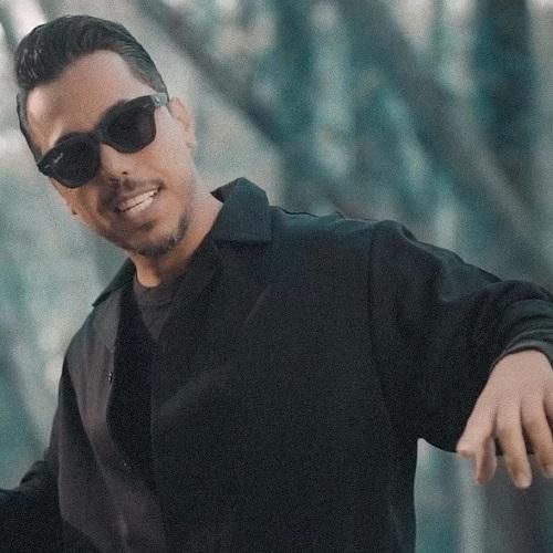 دانلود آهنگ از غم تو که یه بارم ندیدمت گریه میکنم از دانوش