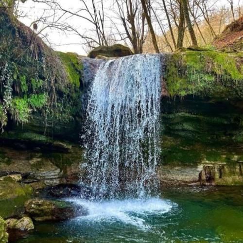 دانلود آهنگ نخواب وقتی که هم بغضت به زنجیره