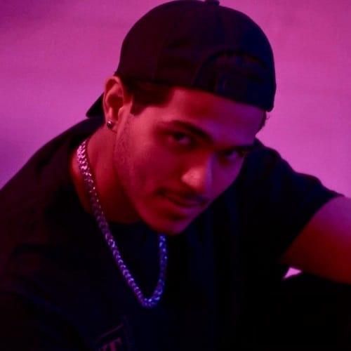 دانلود آهنگ عروسک جون تو میدونی چه سختی ها کشیدیم از رایا سمیعی