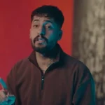 دانلود آهنگ جدید خانومی چقدر باکلاسه لباش انگار گیلاسه از ساواش